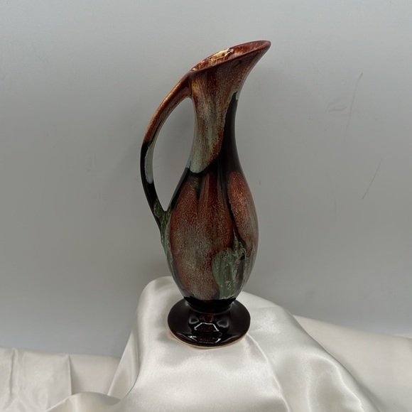 Dryden Arkansas Pottery Ewer Pitcher Vase Pale Green & Brown Signed Vintage - Picture 2 of 4